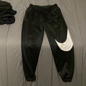 Nike Therma Sweatpants